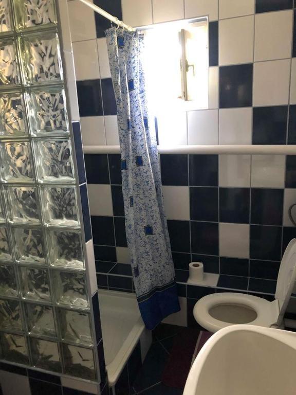 Aparthotel Balazs Vendeghaz Lupeni  Zewnętrze zdjęcie